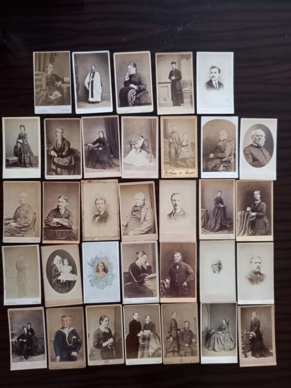 1890-1910, Rare! LOT OF 33 Original CDV Photos from the United Kingdom from 1890-1910