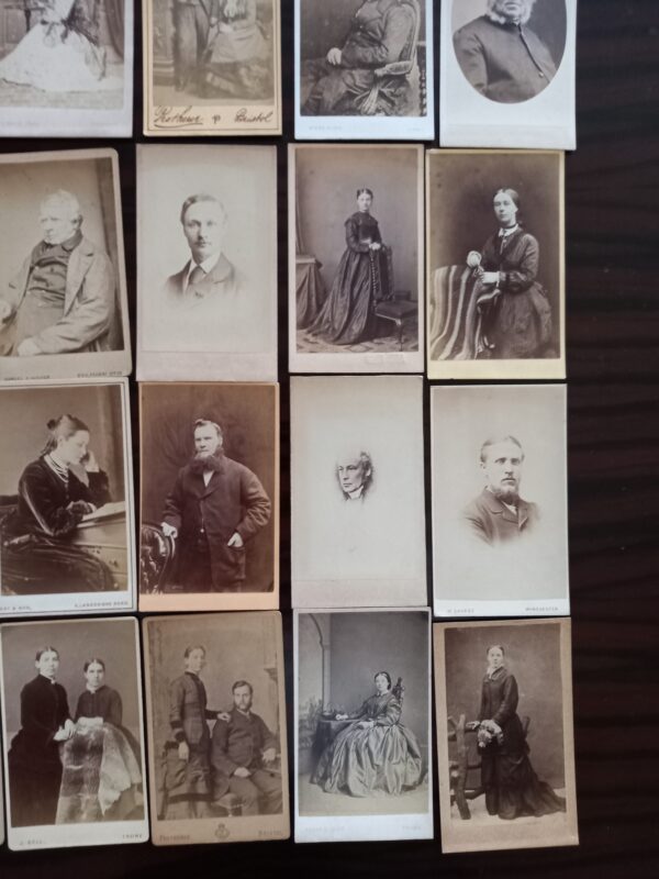 1890-1910, Rare! LOT OF 33 Original CDV Photos from the United Kingdom from 1890-1910 - Image 5