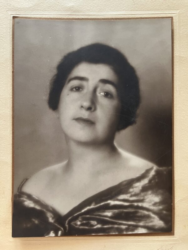 1940s, Vintage Original B&W Photo, Lady Portrait, Greek Photographer NELLY'S - Image 3