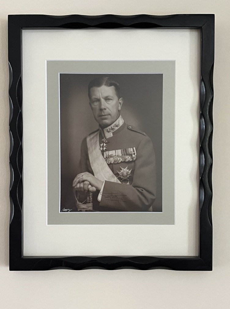 King Gustaf VI Adolf of Sweden – Signed Vintage Royal Portrait, Studio Jæger, c. 1930 - Image 10