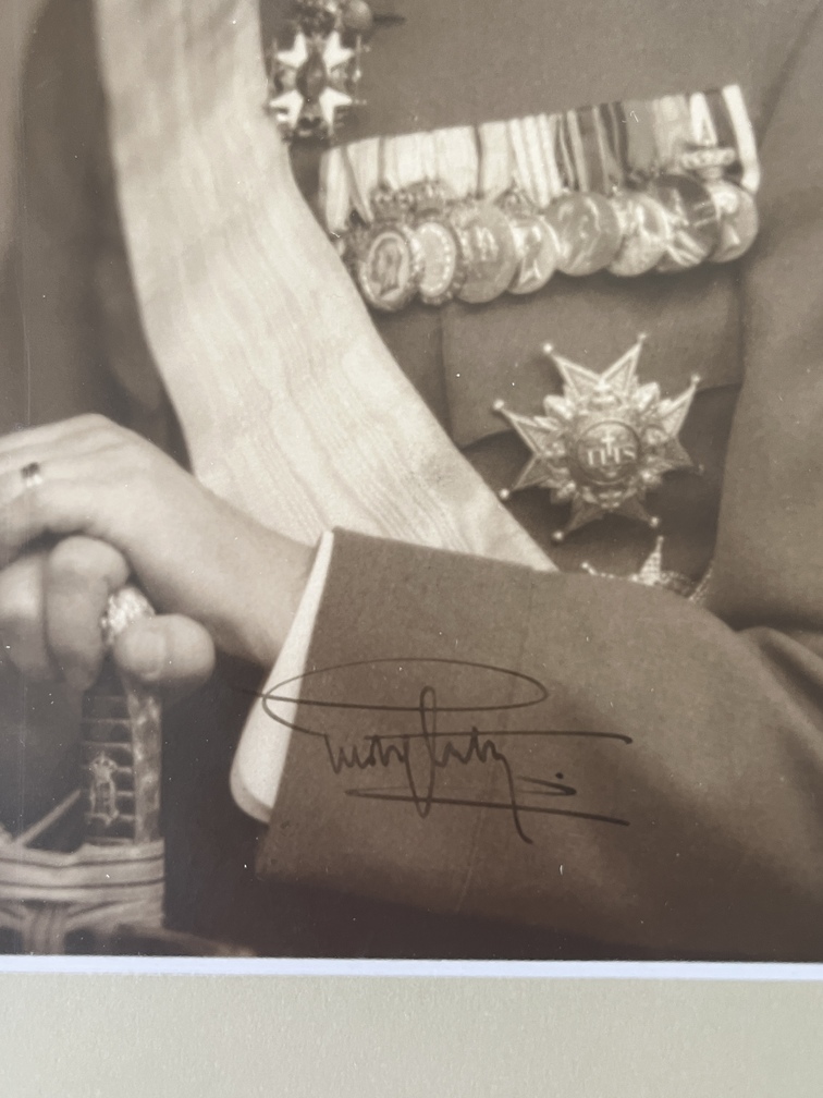 King Gustaf VI Adolf of Sweden – Signed Vintage Royal Portrait, Studio Jæger, c. 1930 - Image 4